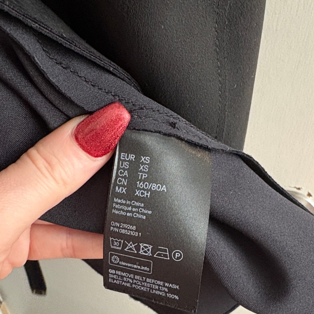 H&M Elegant Black Short Trench Coat - Picture 9 of 9